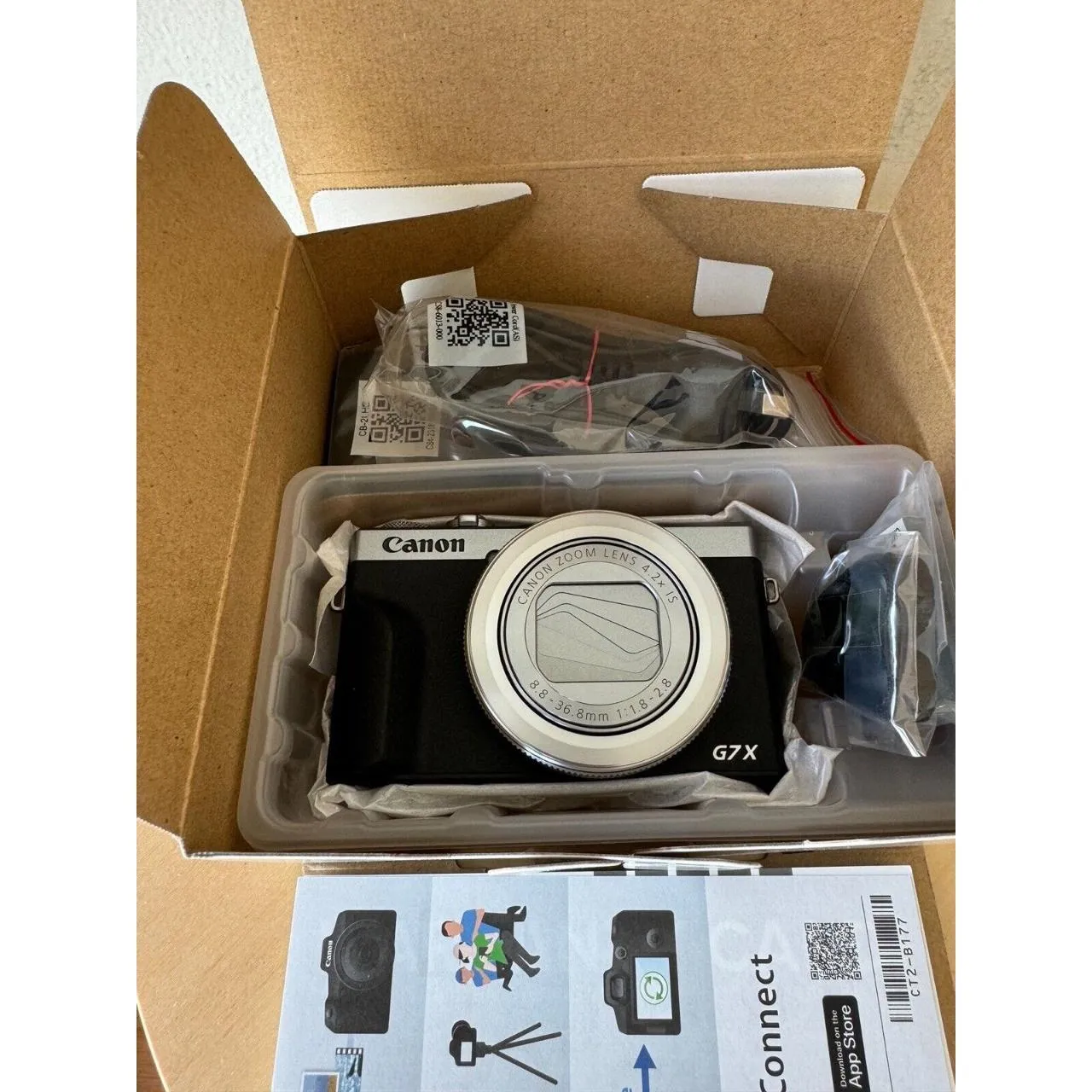 Canon PowerShot G7X Mark III Digital Camera Vlogging Silver