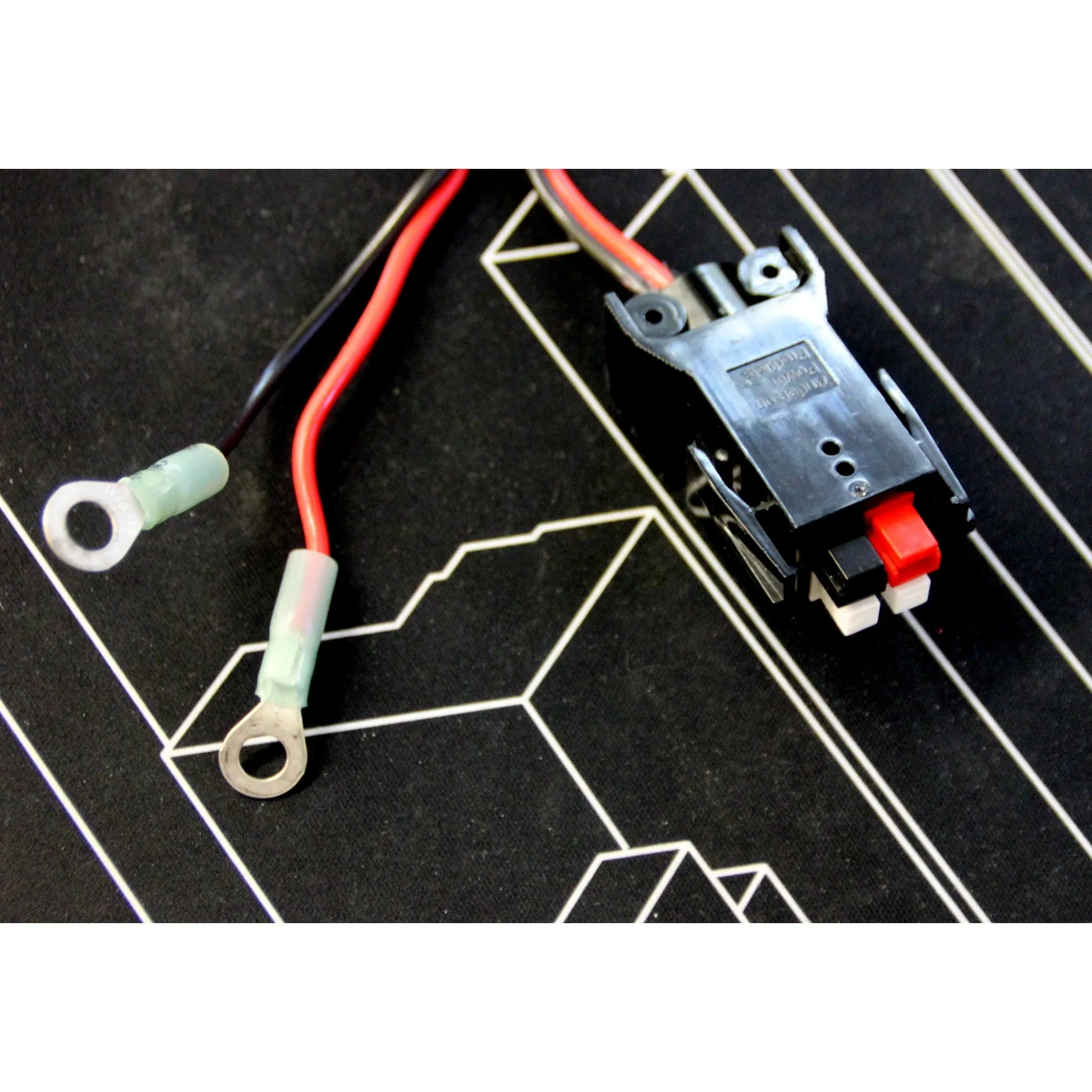 Kendrick 12 volt Imaging Power Panel 7x USB 3.0, 8 Volt DSLR, Battery Adapt. for Canon 5D/6D ...USED(DIPP-U)
