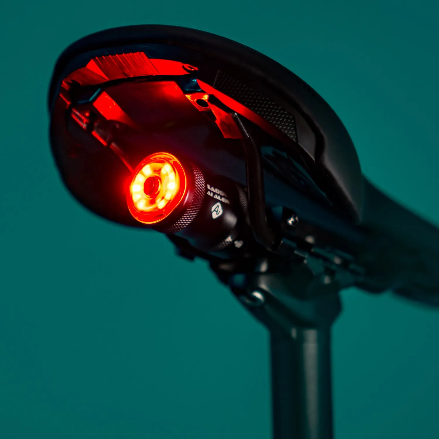 SADDLE Ai ALERT 250 REAR