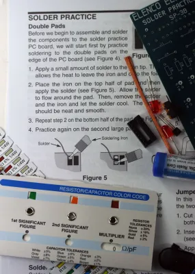 Soldering Training Kit: Blinking LEDs Project