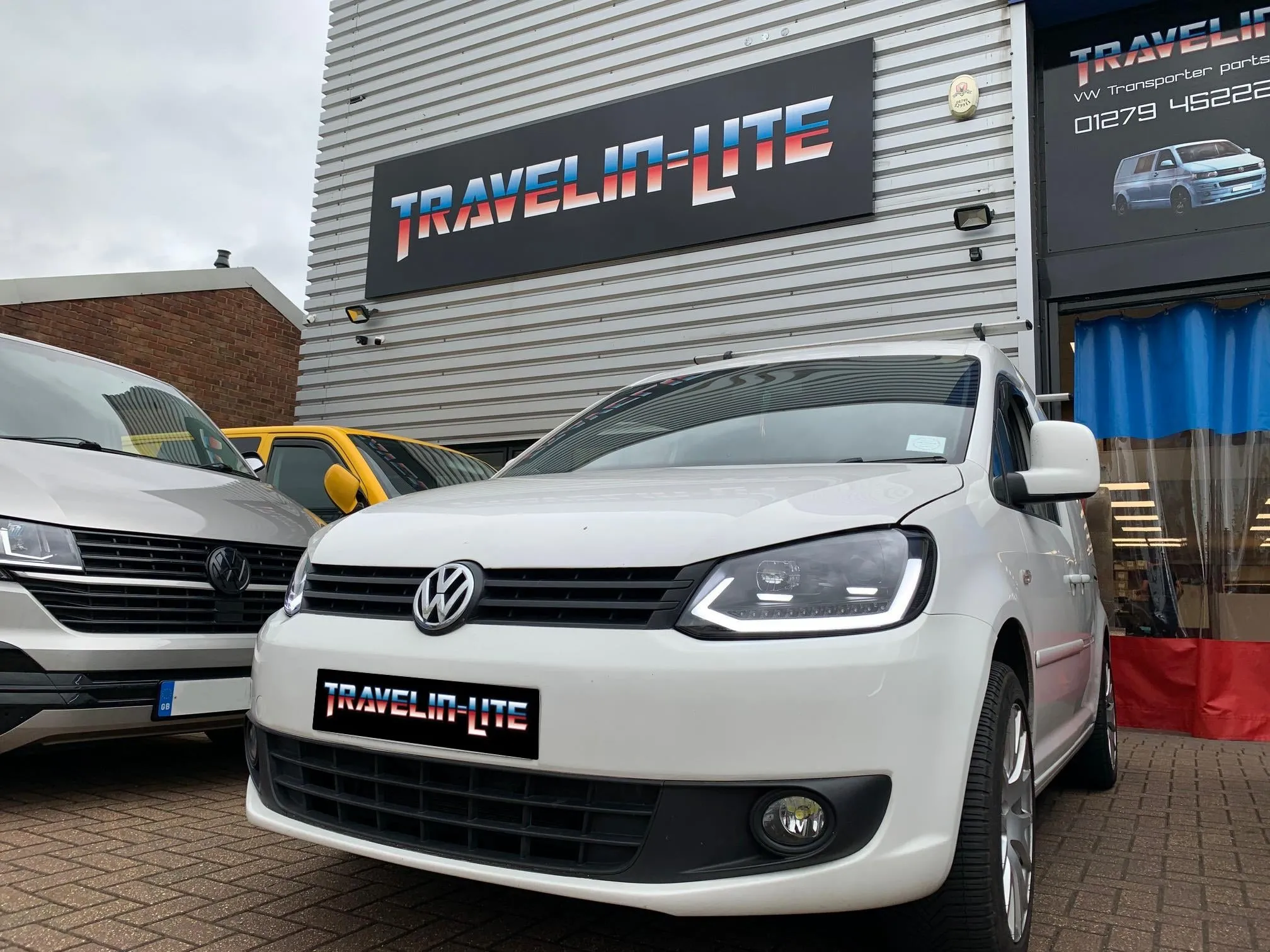 VW Caddy MK3 DRL headlights with dynamic indicators 10-15